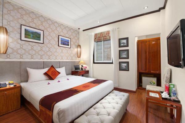 Hanoi Sena Hotel & Travel - Former Symphony Hanoi Hotel Bagian luar foto